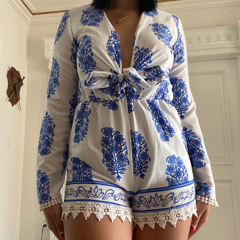 Short white and blue patterned romper